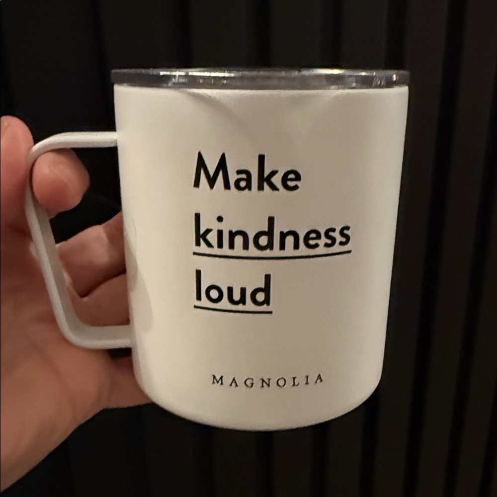 ✨ NEW ✨Magnolia White Miir Travel Mug

Never used.